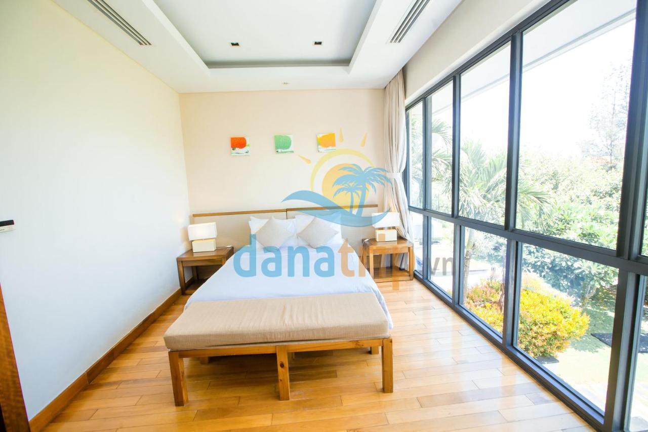 Deluxe Ocean Villa Along The Beach Da Nang Exterior foto