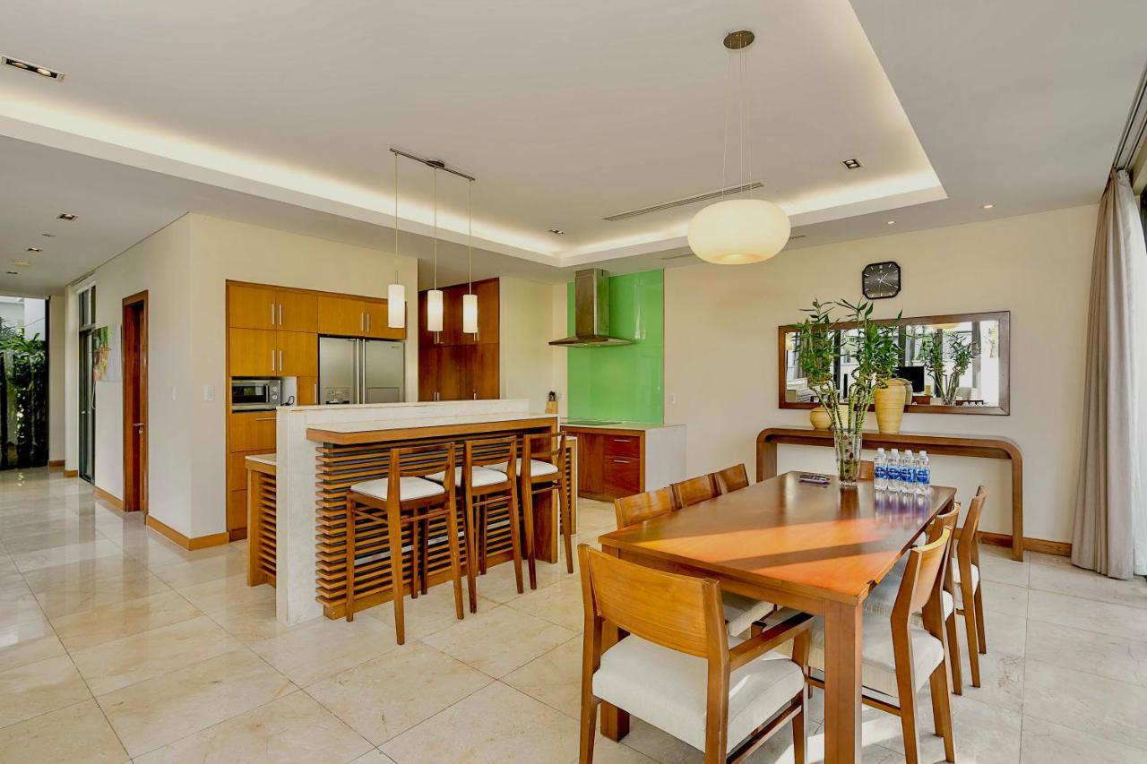 Deluxe Ocean Villa Along The Beach Da Nang Exterior foto